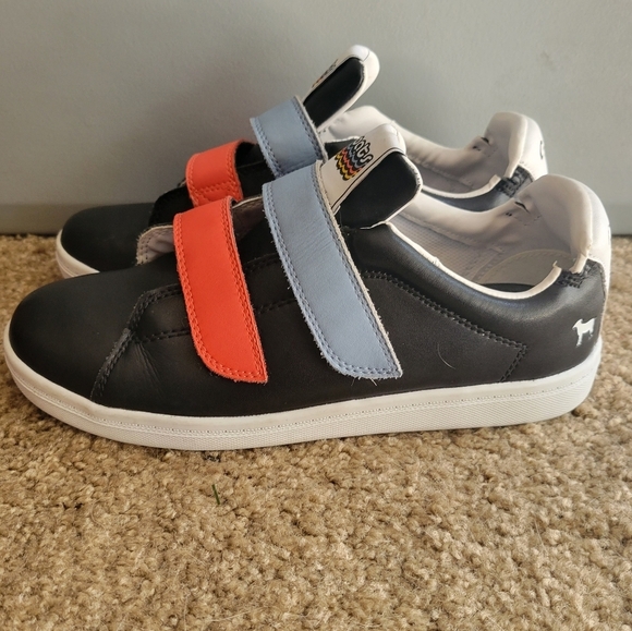 Goats Shoe Size 7.5 - Picture 1 of 7